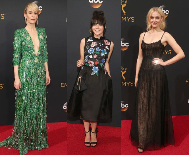 2016 EMMY ÖDÜLLERİ’NDEN EN İYİ KIRMIZI HALI GÖRÜNÜMLERİ