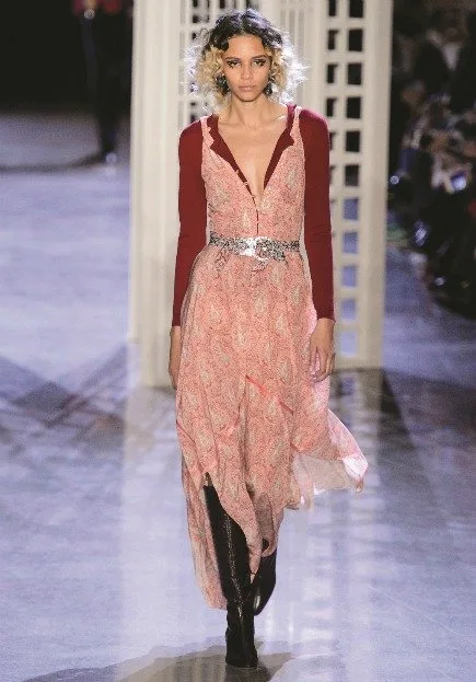 BOHO CHIC AKIMINI YAKALAMAK İÇİN İHTİYACINIZ OLAN 10 PARÇA 3