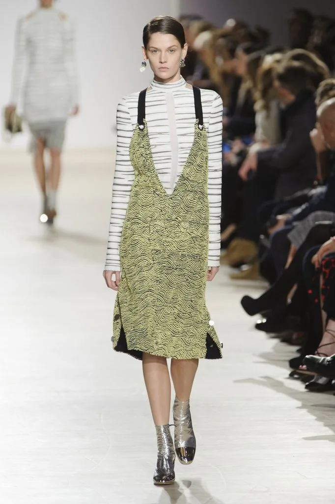 BU SEZONDA PODYUMDAN SOKAĞA UYARLAYABİLECEĞİNİZ 10 TREND (8)