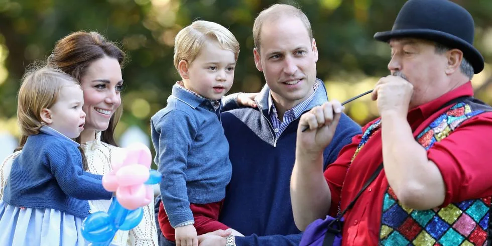 PRENS GEORGE VE PRENSES CHARLOTTE'IN PARTİ TURU! (2)