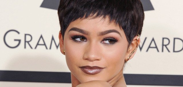 MAKYAJ STİLİNİZ KARAKTERİNİZ HAKKINDA NE SÖYLÜYOR?