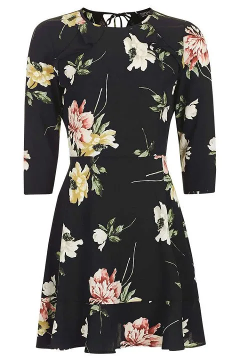 BU SONBAHARDA KAÇIRMAMANIZ GEREKEN 11 FLORAL ELBİSE (5)