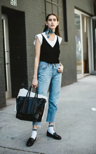 HEM ÜŞÜMEMENİZİ HEM DE DAHA ŞIK GÖRÜNMENİZİ SAĞLAYACAK KISA ÇORAPLAR 4