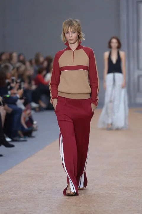 RAHAT EŞOFMANLARIMIZIN SEZONUN EN ŞIK SOKAK STİLİ OLDUĞUNUN 7 KANITI (1)