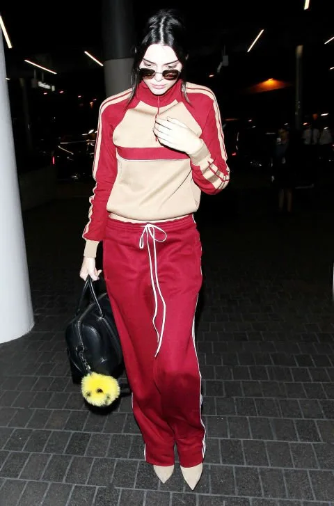 RAHAT EŞOFMANLARIMIZIN SEZONUN EN ŞIK SOKAK STİLİ OLDUĞUNUN 7 KANITI (3)