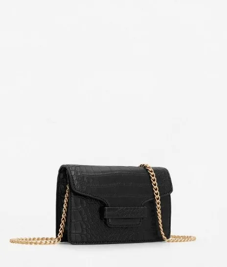 SEYAHAT İÇİN EN UYGUN 10 KÜÇÜK ÇANTA 54