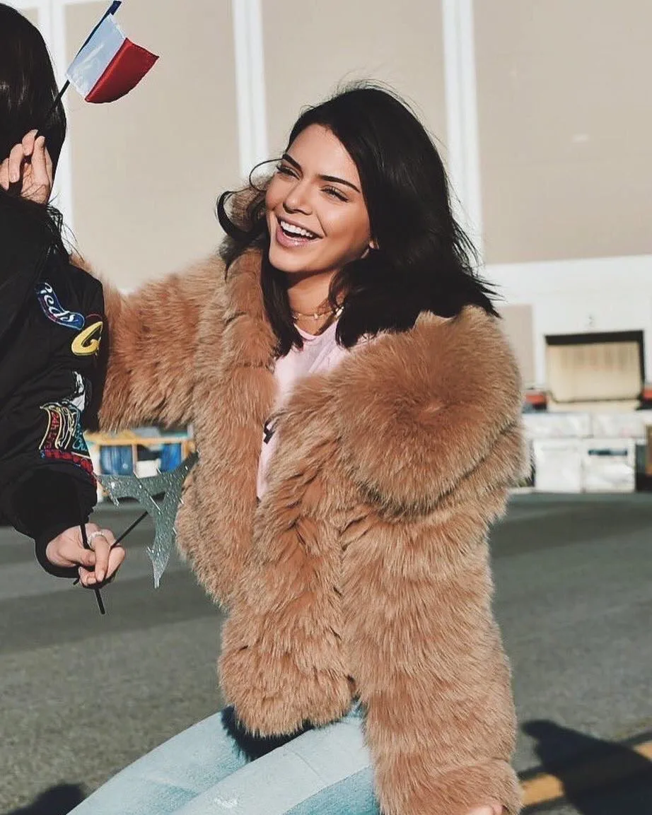 VICTORIA'S SECRET MELEKLERİ PARİS'E İNDİ! (6)