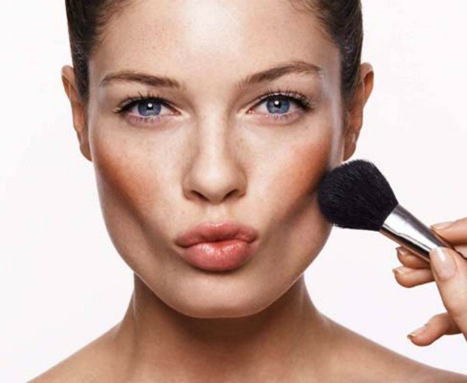 SELFIE ÇEKMEYE HAZIR BİR CİLT İÇİN İHTİYACINIZ OLANLAR