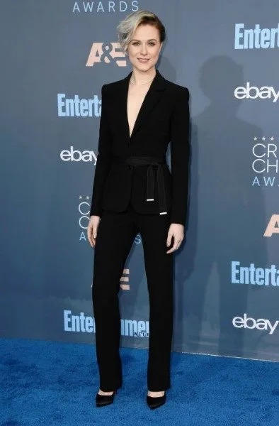 critics-choice 2017_kırmızı_halı 3