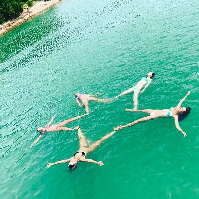 ALESSANDRA AMBROSIO'NUN İÇİMİZİ ÜŞÜTEN TATİLİ 09