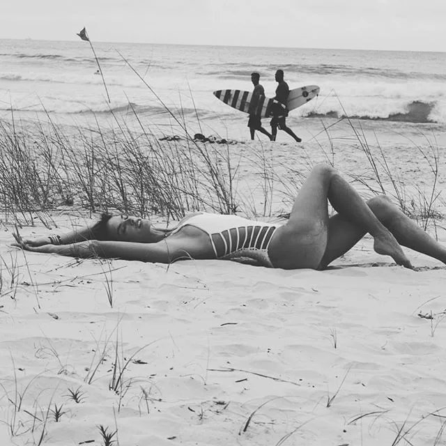 ALESSANDRA AMBROSIO'NUN İÇİMİZİ ÜŞÜTEN TATİLİ 8