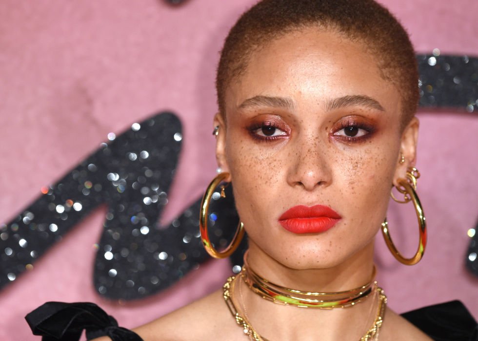 BU YIL ÇOK KONUŞACAĞIMIZ 11 GENÇ GÜZELLİK İKONU (4)