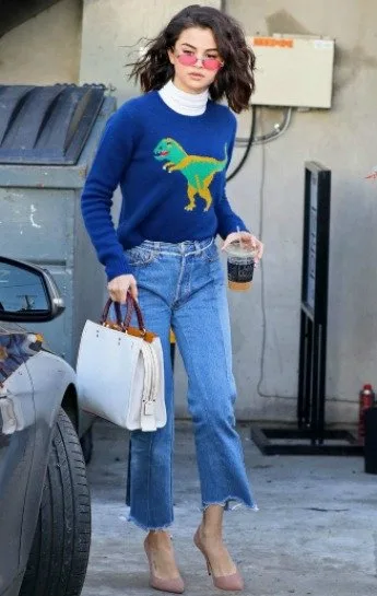 HERKES BU DİNAZORUN PEŞİNDE bcc