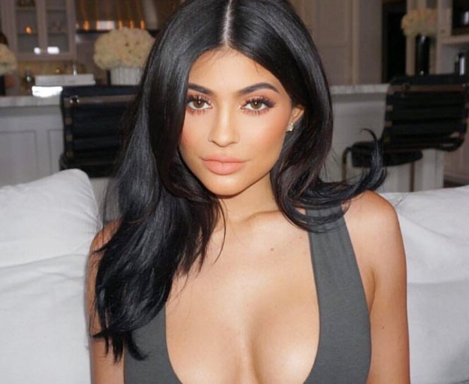 SEZONUN TRENDİ ŞEFTALİ TONLARINDA MAKYAJIN EN İYİ ÖRNEKLERİ