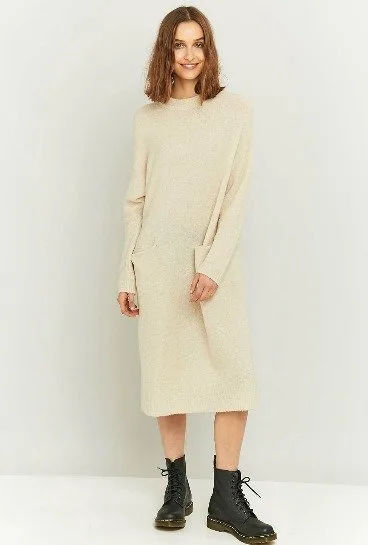 SOĞUK HAVALARA KARŞI EN STİL ÇÖZÜM; ÖRGÜ ELBİSELER cx