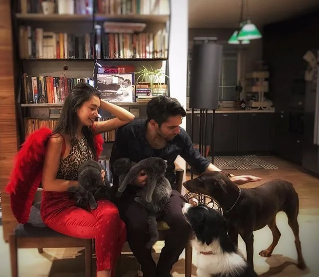 ÜNLÜLERİN EĞLENCELİ SOSYAL MEDYA PAYLAŞIMLARI (2)