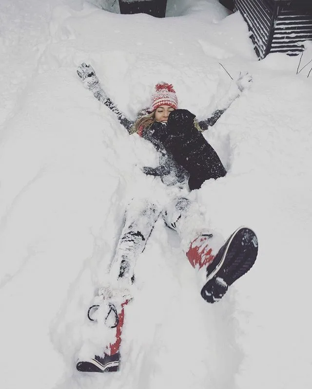 ÜNLÜLERİN EĞLENCELİ SOSYAL MEDYA PAYLAŞIMLARI (7)