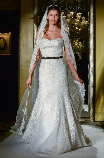 2017'NİN EN ETKİLEYİCİ GELİNLİK MODELLERİ dsa