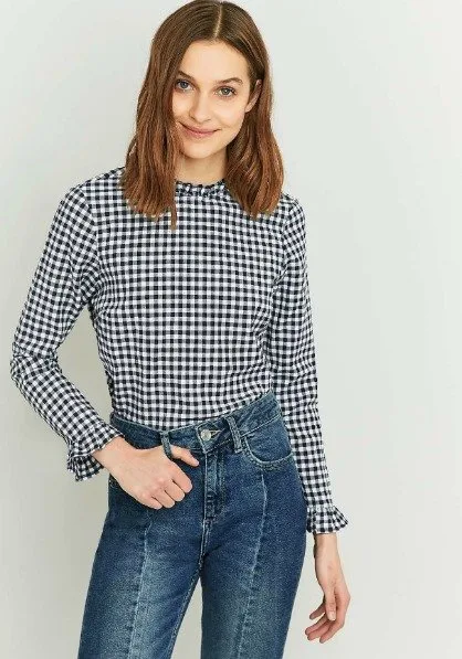 ALIŞVERİŞ LİSTENİZE EKLEMENİZ GEREKEN 10 KARELİ GÖMLEK bfg