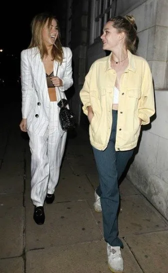 IMMY - SUKI WATERHOUSE KARDEŞLERİN BİRBİRİNİ TAMAMLAYAN STİLİ yt