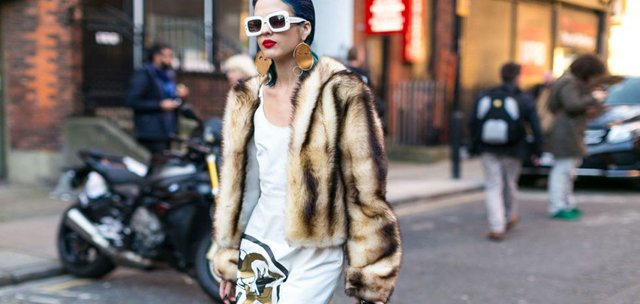 LONDRA MODA HAFTASI’NDAN EN DİKKAT ÇEKİCİ SOKAK GÖRÜNÜMLERİ