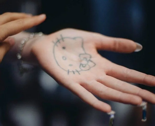 TIRNAK PIERCING'LERİNE CESARETİ OLAN ber