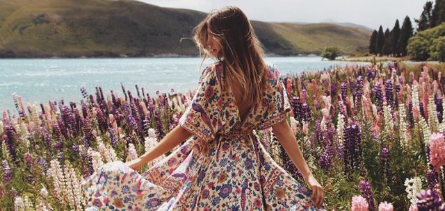 DAHA MUTLU HİSSETMEK İÇİN GİYMENİZ GEREKEN 19 PARÇA