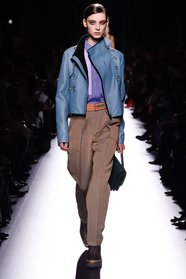 Hermès - PAP FEMME AH17 - Crédit Jean-François José - Look 17