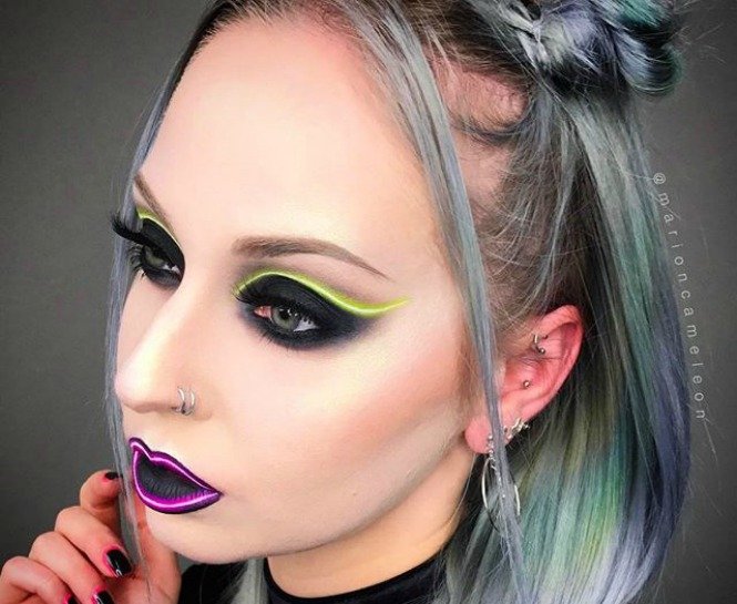NEON EYELINER TRENDİ