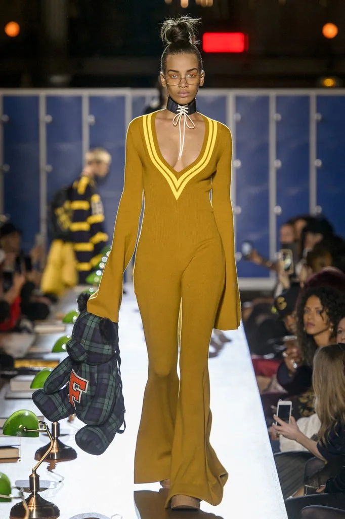 RIHANNA'NIN YENİ FENTY X PUMA KOLEKSİYONUNDAN ÖNE ÇIKANLAR (16)