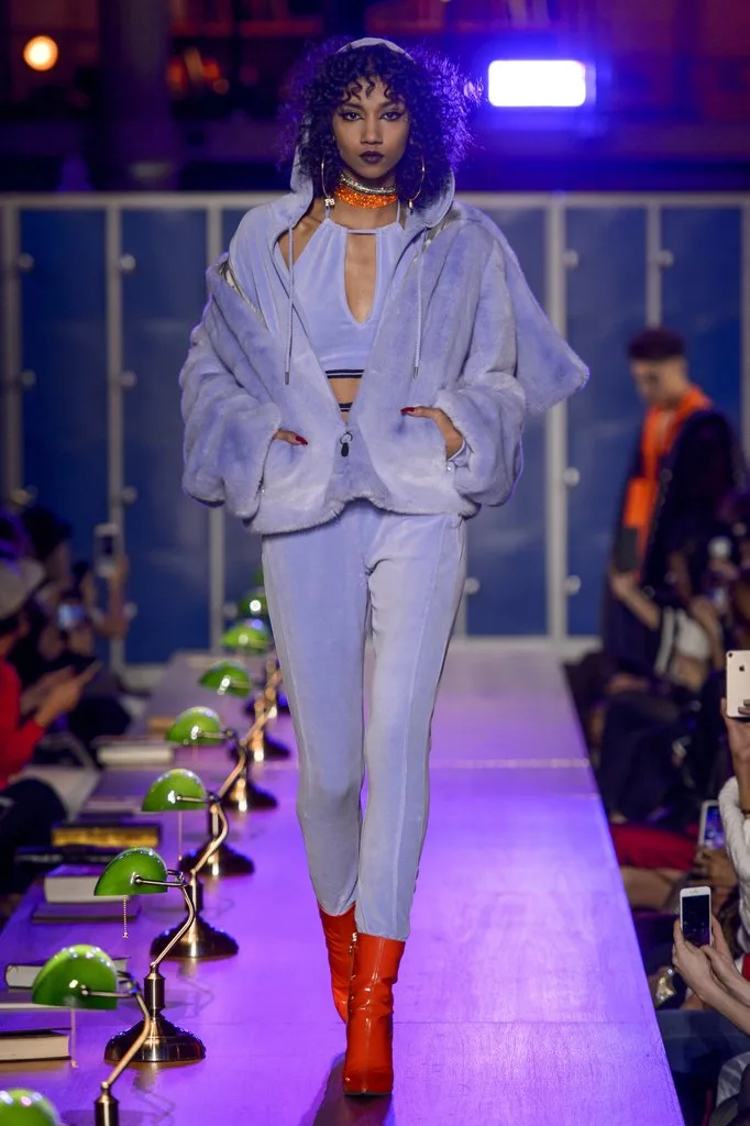 RIHANNA'NIN YENİ FENTY X PUMA KOLEKSİYONUNDAN ÖNE ÇIKANLAR (4)