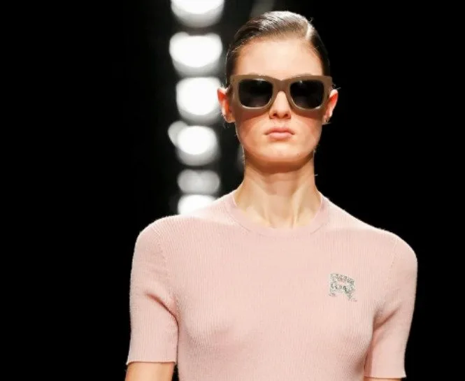 ROCHAS 2017 SONBAHAR / KIŞ KOLEKSİYONUN KALP ÇALAN DETAYLARI