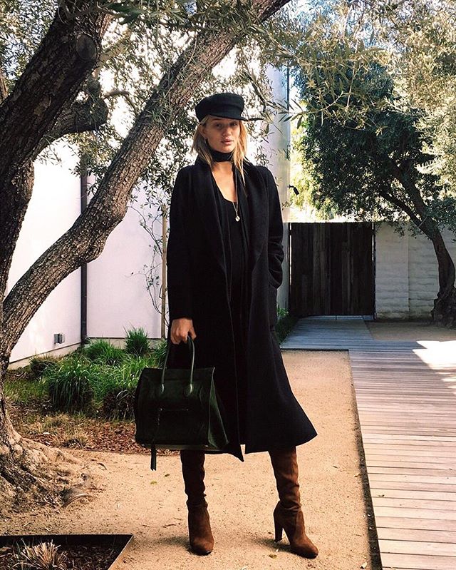 ROSIE HUNTINGTON-WHITELEY'NİN HAVALI HAMİLELİK STİLİ (6)