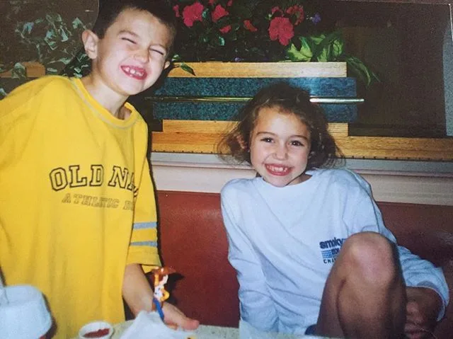 ÜNLÜLERİN INSTAGRAM'LARINI KARIŞTIRDIK (6)