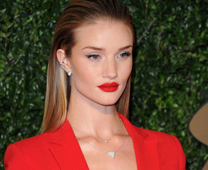 İngiliz Stil İkonlarından Öğrendiğimiz Güzellik Dersleri