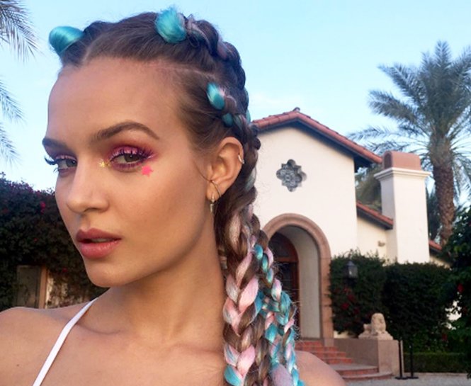 COACHELLA 2017’DEN EN İYİ GÜZELLİK GÖRÜNÜMLERİ