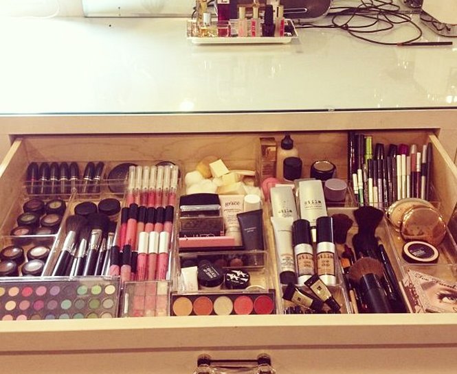 EN İYİ MAKYAJ MALZEMESİ DÜZENLEYİCİLERİ