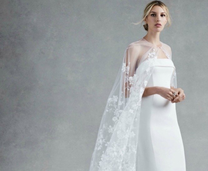 ÇARPICI BİR ETKİYE SAHİP OLAN 13 GELİNLİK MODELİ