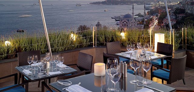 İSTANBUL EĞLENCESİNE YENİ BİR SOLUK: 16 ROOF