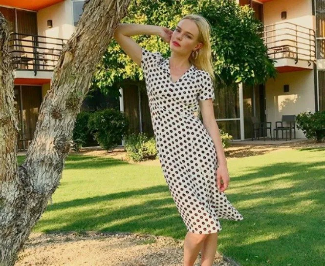 KATE BOSWORTH’UN GÖZ ALICI YAZ STİLİ