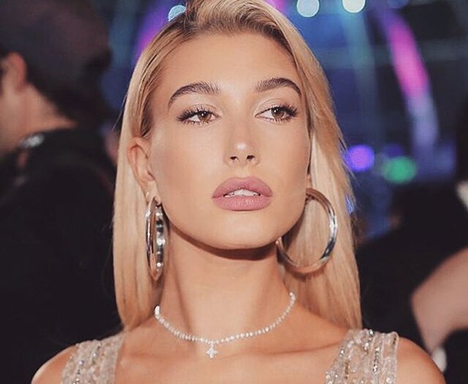 MTV 2017 VİDEO MÜZİK ÖDÜLLERİ’NDEN ÖNE ÇIKAN GÜZELLİK GÖRÜNÜMLERİ