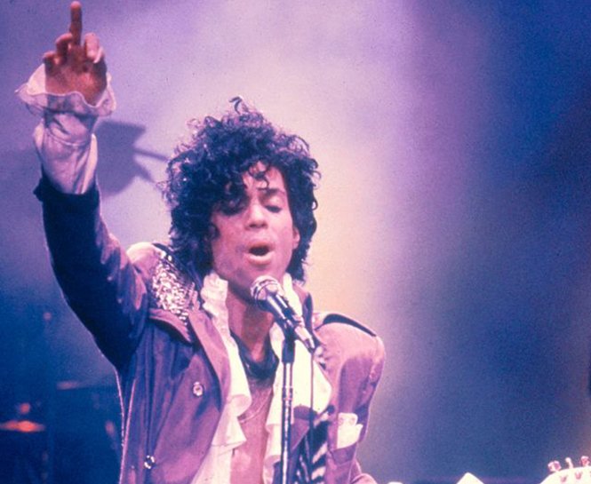 PRINCE MORUNU MAKYAJ ÇANTANIZA EKLEMENİN 7 YOLU