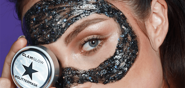 TREND ALARMI: SİMLİ YÜZ MASKELERİ