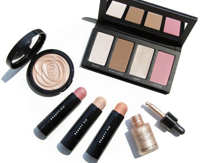 SON ZAMANLARIN ÇOK KONUŞULAN MİNİMALİST GÜZELLİK MARKALARI