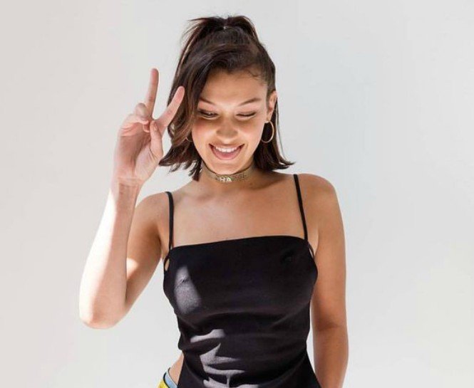 IŞILTILI BİR CİLT VE HACİMLİ SAÇLAR İHTİYACINIZ OLAN BAKIM YAĞI