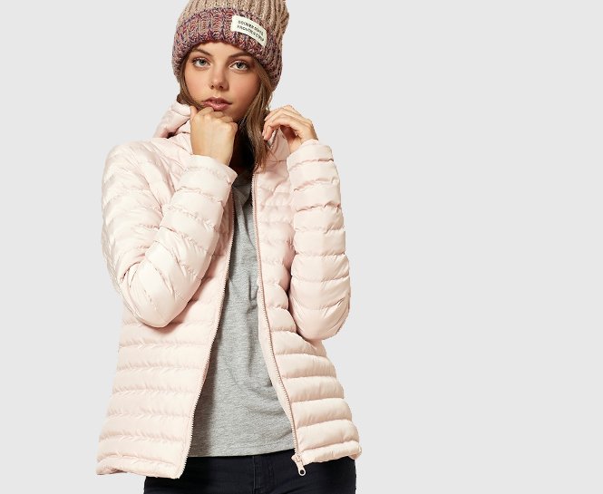 SONBAHAR / KIŞ GARDIROBUNUZ İÇİN FEMİNEN ETKİLİ PARÇALAR