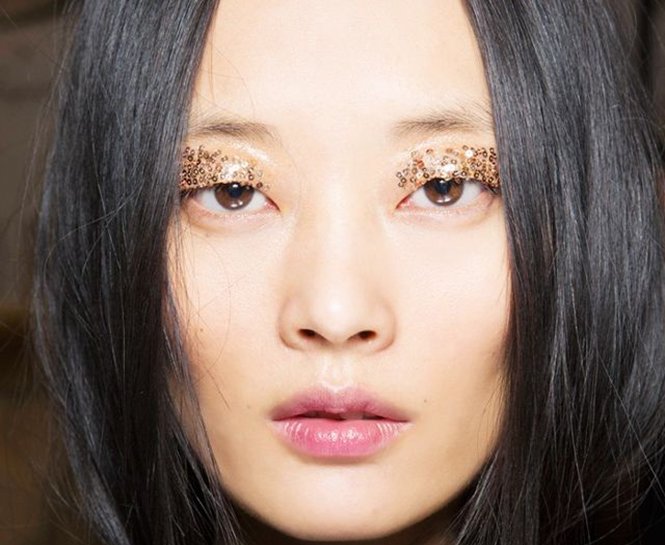 YILBAŞI RUHU İÇİN MAKYAJINIZDA SİM KULLANMANIN YOLLARI