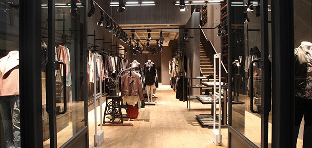 ALL SAINTS  TÜRKİYE’DEKİ İLK MAĞAZASINI ANKARA PANORA AVM’DE AÇTI