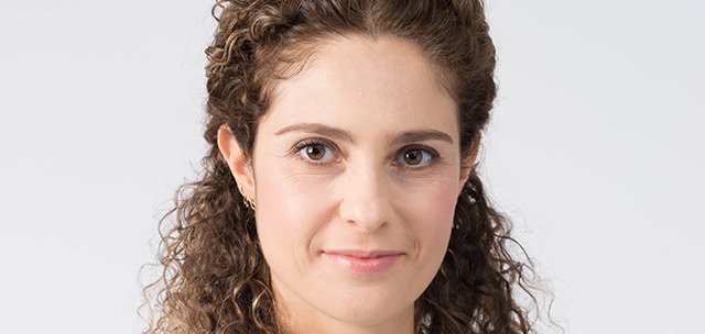 KIŞIN DAHA YUMUŞAK VE GÜZEL SAÇLARA KAVUŞABİLİRSİNİZ!