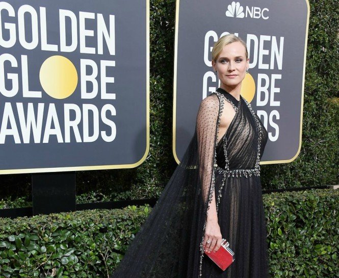 75. ALTIN KÜRE’NİN ÖNE ÇIKAN KIRMIZI HALI GÖRÜNÜMLERİ